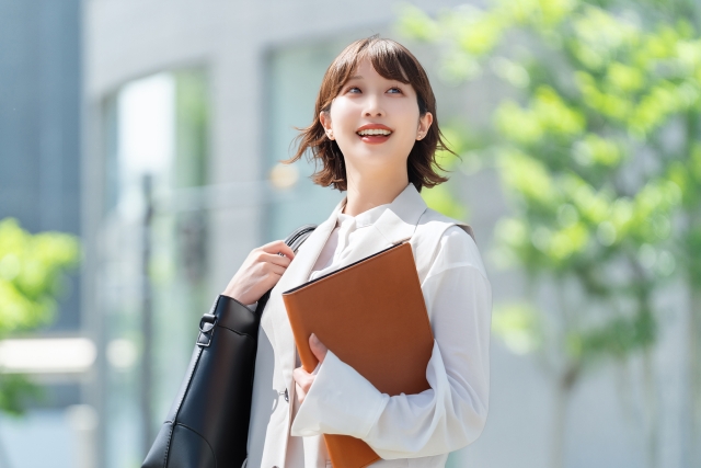 生き霊と人の感情を表すイメージ